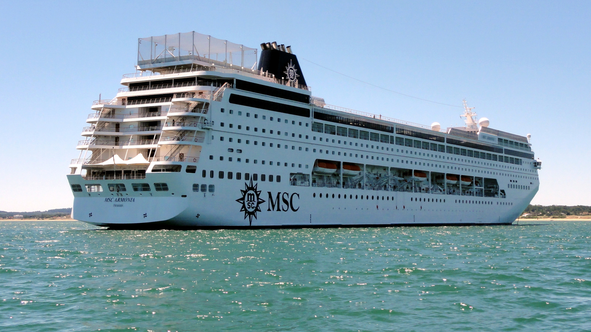 MSC Armonia