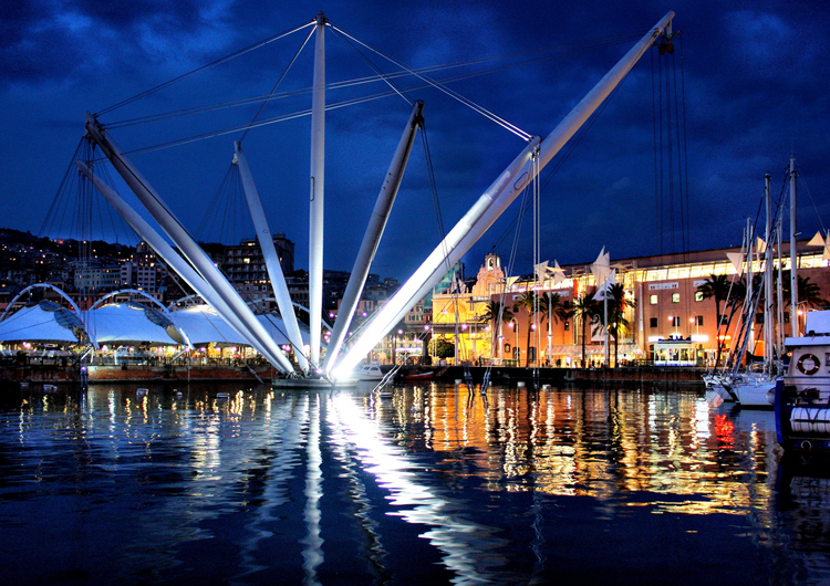 Il porto antico di Genova.