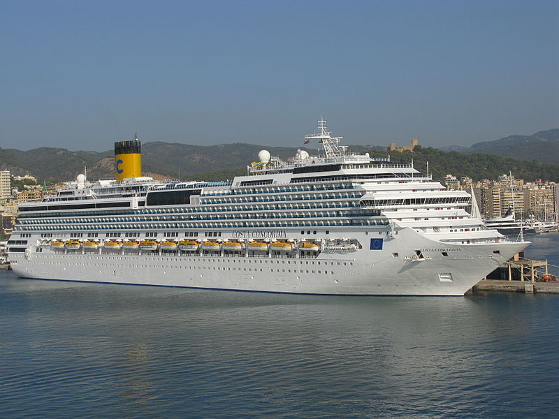 Costa Concordia, photo by Phil13 on wikipedia.org