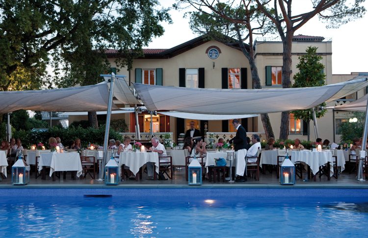 Hotel Byron di Forte dei Marmi