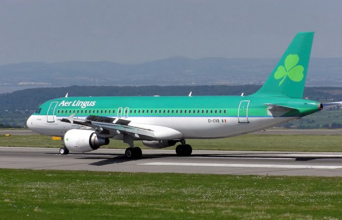 Aer Lingus, photo by Arpingstone on wikipedia.org