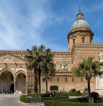La Cattedrale di Palermo (Wikipedia-Kiban).