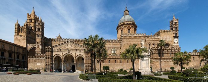 La Cattedrale di Palermo (Wikipedia-Kiban).