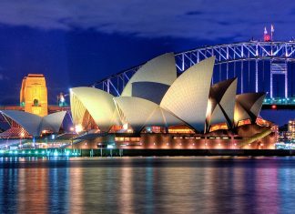Opera House di Sidney, Australia, photo by Hai Linh Truong on wikimedia.org