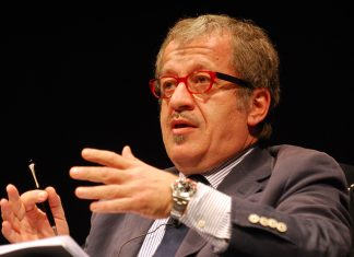 Roberto Maroni, photo by Niccolò Caranti su wikipedia.org