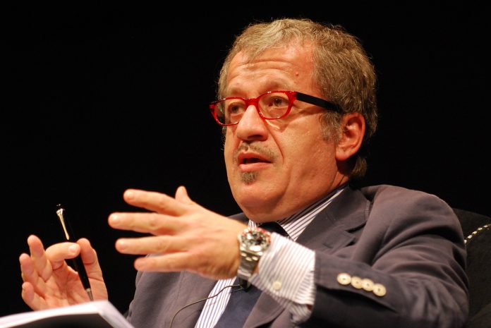 Roberto Maroni, photo by Niccolò Caranti su wikipedia.org