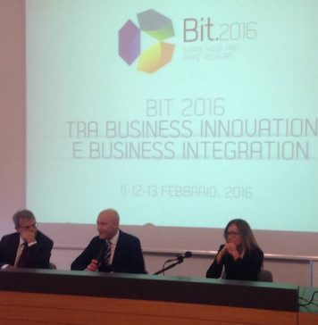 Da sinistra, Franco D'Alfonso, Corrado Peraboni e Cristina Tasselli alla presentazione di Bit 2016