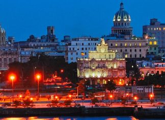 L'Avana, Cuba (foto Wikipedia).