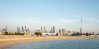 Vista di Dubai da Jumeirah, photo credit: Paul Wilhelm su Wikipedia.org