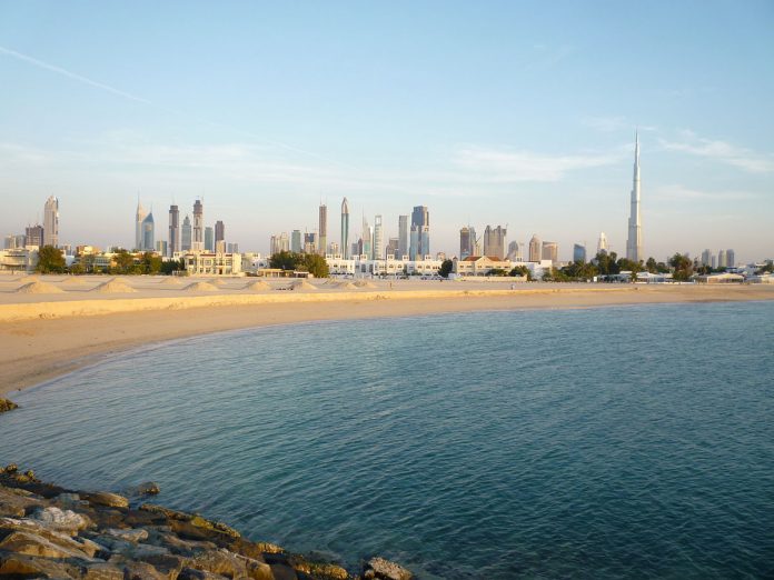 Vista di Dubai da Jumeirah, photo credit: Paul Wilhelm su Wikipedia.org