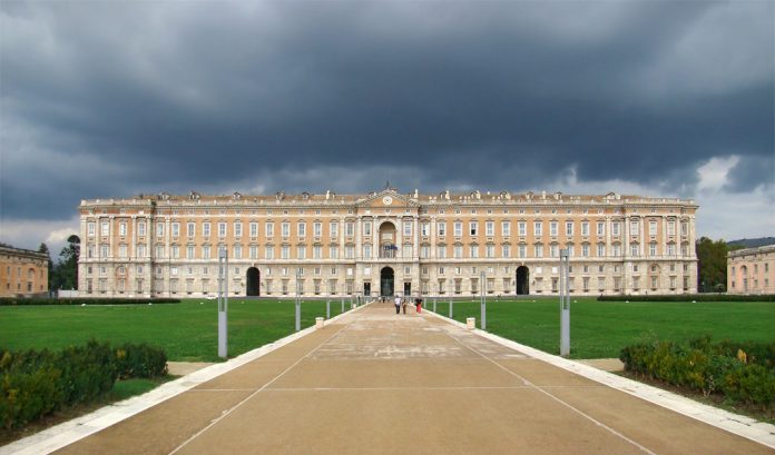 reggia di caserta campania