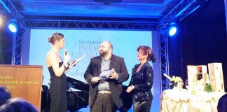 Valerio Tabacchi riceve il premio Bit Award 2016, vinto da Cortina Marketing