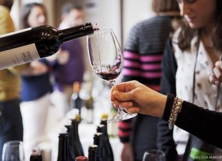 Live Wine
