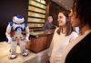 Connie, il robot concierge "in prova" presso un Hilton americano