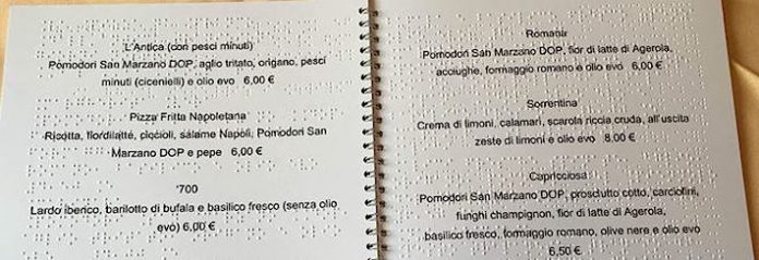 Il menu in braille della Pizzeria Franco a Napoli