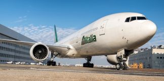 Alitalia b777