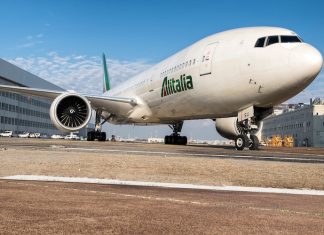 Alitalia b777