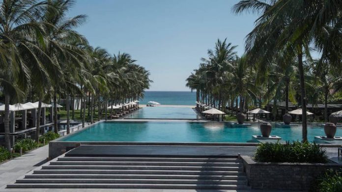 Four Seasons Hotels and Resorts The Nam Hai