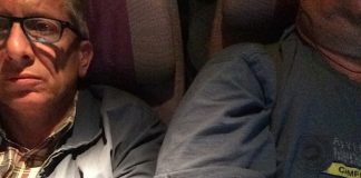 L'avvocato Giorgio Destro e il suo "ingombrante" vicino di posto