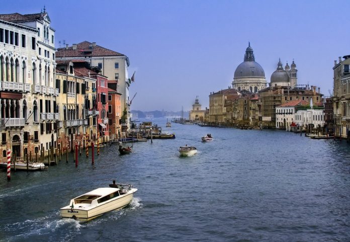 Venezia. L'Istat rileva che il 2015 è stato un anno positivo per il turismo italiano