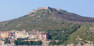 Porto Ercole, l'area di Forte Filippo. Foto: Wikipedia