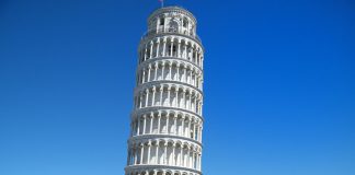 La torre pendente di Pisa