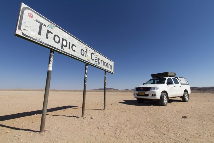 Il Tropico del Capricorno in Namibia - foto di Luke Price su Flickr.com