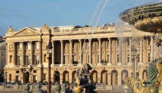 L'Hôtel de Crillon, il celebre albergo affacciato su Place de la Concorde a Par...