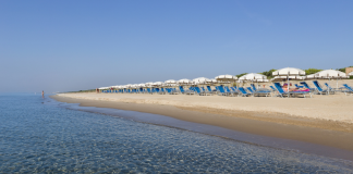 La spiaggia di Ethra Reserve