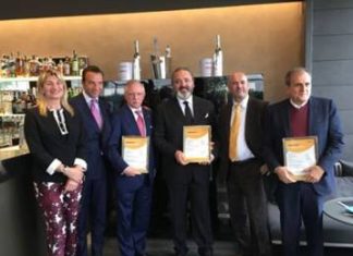 Da sinistra a destra: Cinzia Montelli, Giuseppe De Martino, Ezio Indiani, Palmiro Noschese, Franco Fontana, Lorenzo Giannuzzi