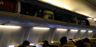 Ryanair nuova policy bagagli a mano in cabina