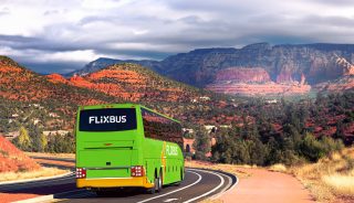Dopo aver rivoluzionato il settore della lunga percorrenza in Europa, FlixBus e...